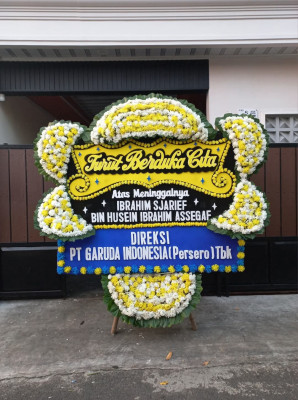 Papan Bunga Duka di Linggang Bigung